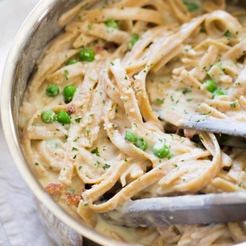 照亮全小麦Fettucene Alfredo